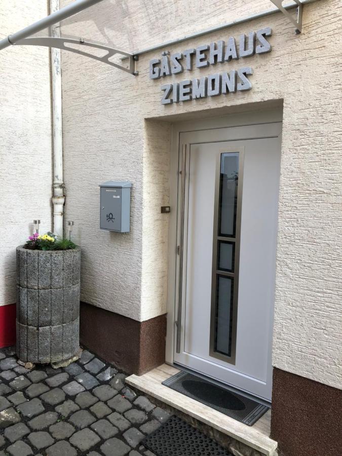 Gästehaus Ziemons Cochem Exterior foto